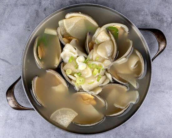 Clam & Flour Dough Flake Soup